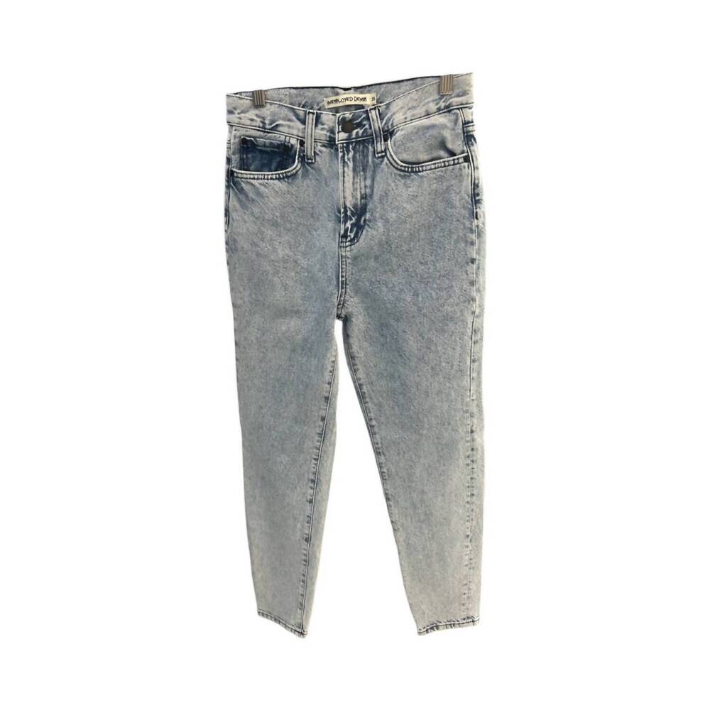 NEW UNEMPLOYED DENIM women's straight jeans with heart back pocket in denim/blac